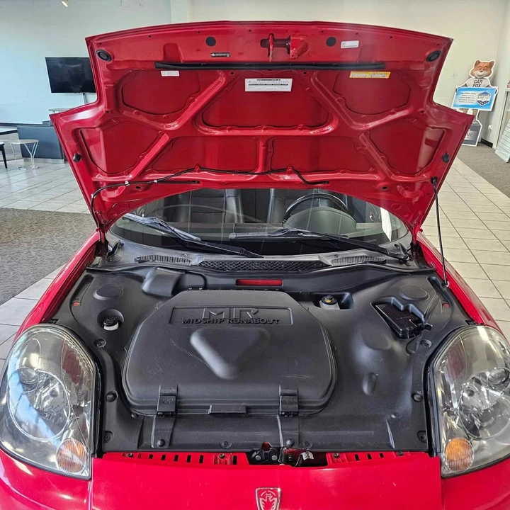 2005 Toyota MR2 Spyder/MR-S - Image 4 of 10