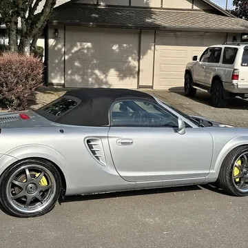 2005 Toyota MR2 Spyder