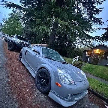 2005 Toyota MR2 Spyder Convertible 2D