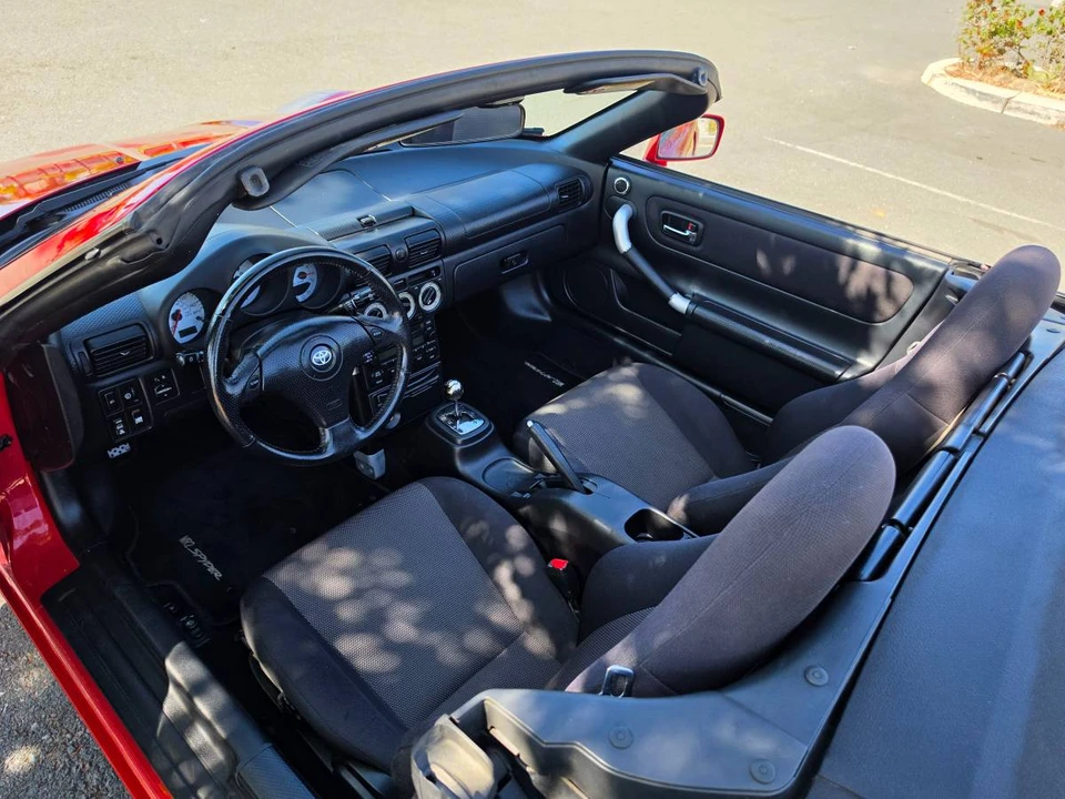 2005 Toyota MR2 Spyder/MR-S - Image 16 of 20