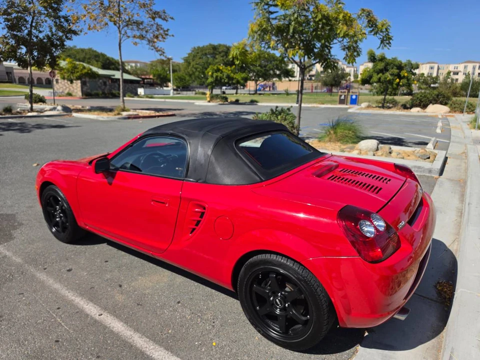 2005 Toyota MR2 Spyder/MR-S - Image 8 of 20