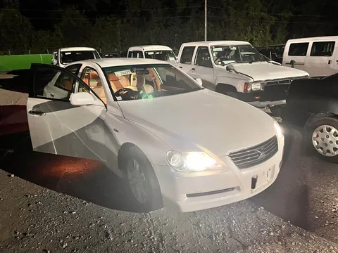 2005 Toyota Mark X