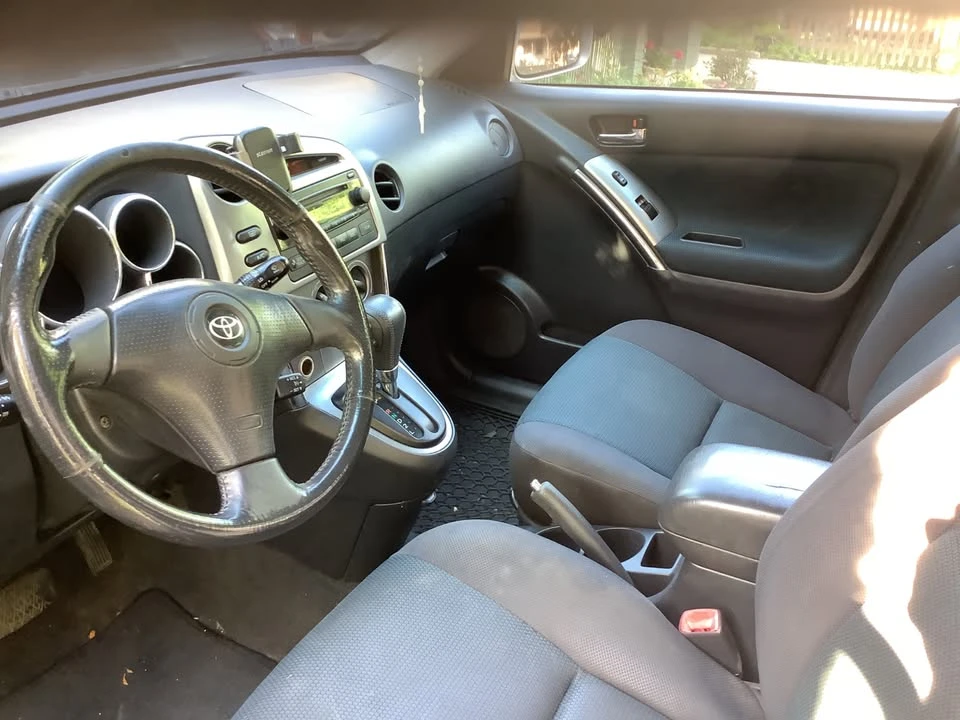 2005 Toyota Matrix 1st Gen - Image 2 of 3
