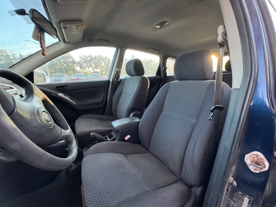2005 Toyota Matrix 1st Gen - Image 6 of 10