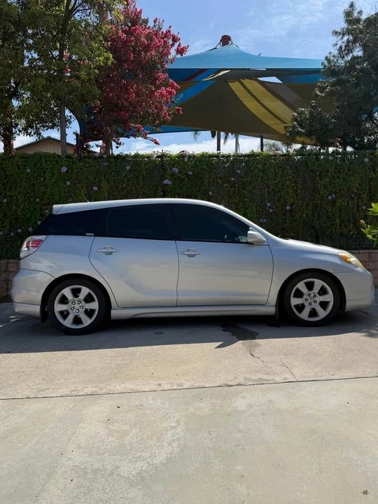 2005 Toyota Matrix 1st Gen - Image 10 of 12