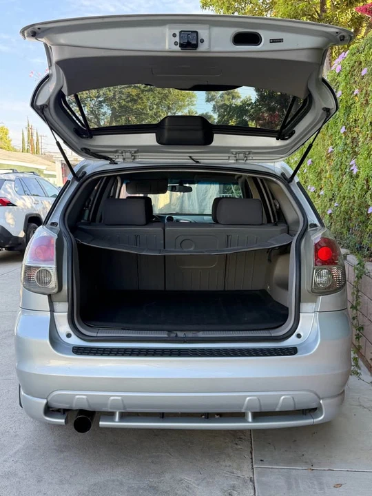 2005 Toyota Matrix 1st Gen - Image 11 of 12
