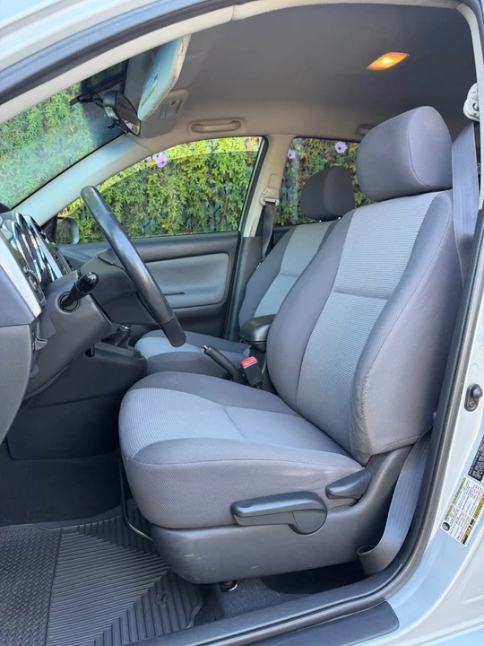 2005 Toyota Matrix 1st Gen - Image 3 of 12