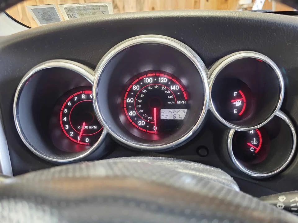 2005 Toyota Matrix 1st Gen - Image 2 of 8
