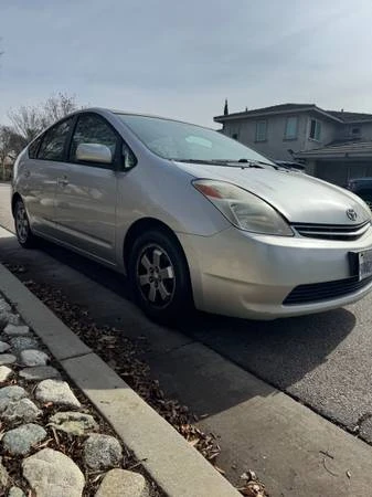 2005 Toyota Prius 2nd Gen - Image 5 of 8
