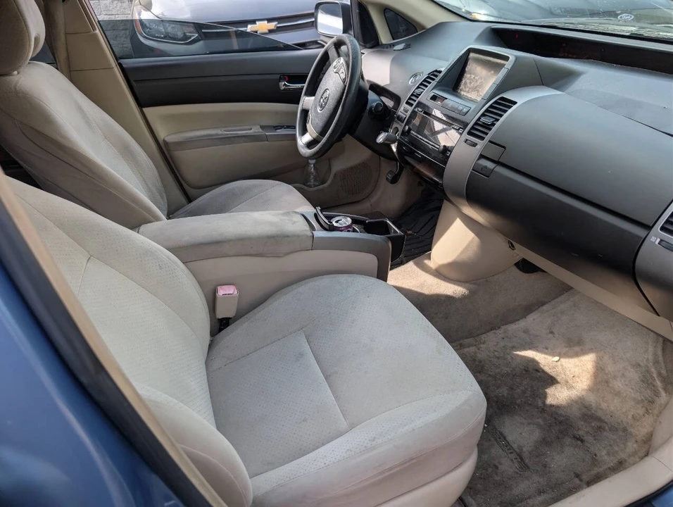 2005 Toyota Prius 2nd Gen - Image 11 of 11