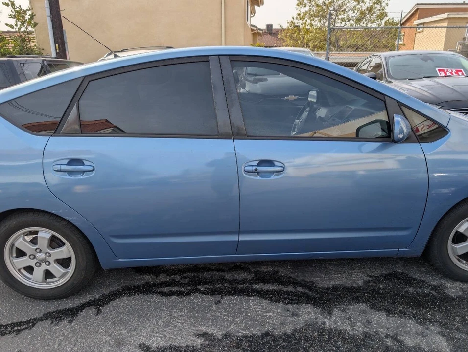 2005 Toyota Prius 2nd Gen - Image 5 of 11