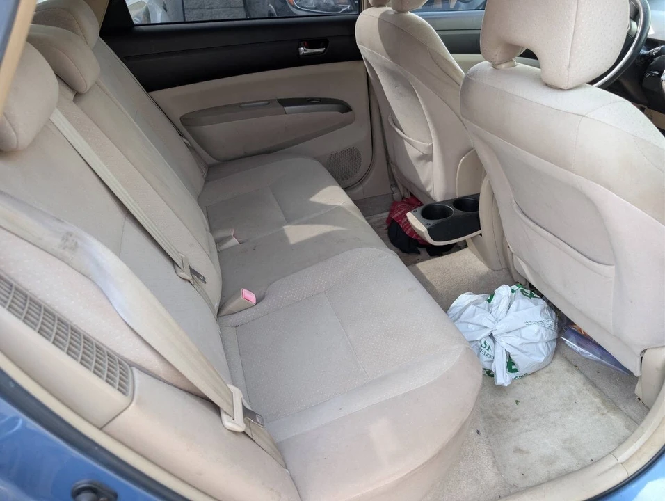 2005 Toyota Prius 2nd Gen - Image 10 of 11