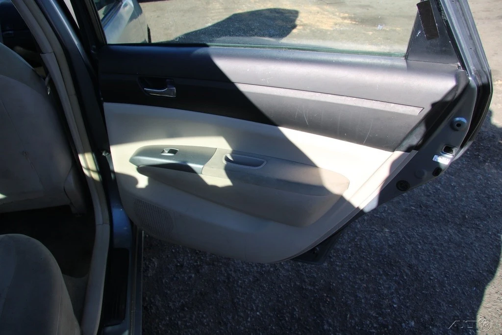2005 Toyota Prius 2nd Gen - Image 19 of 21