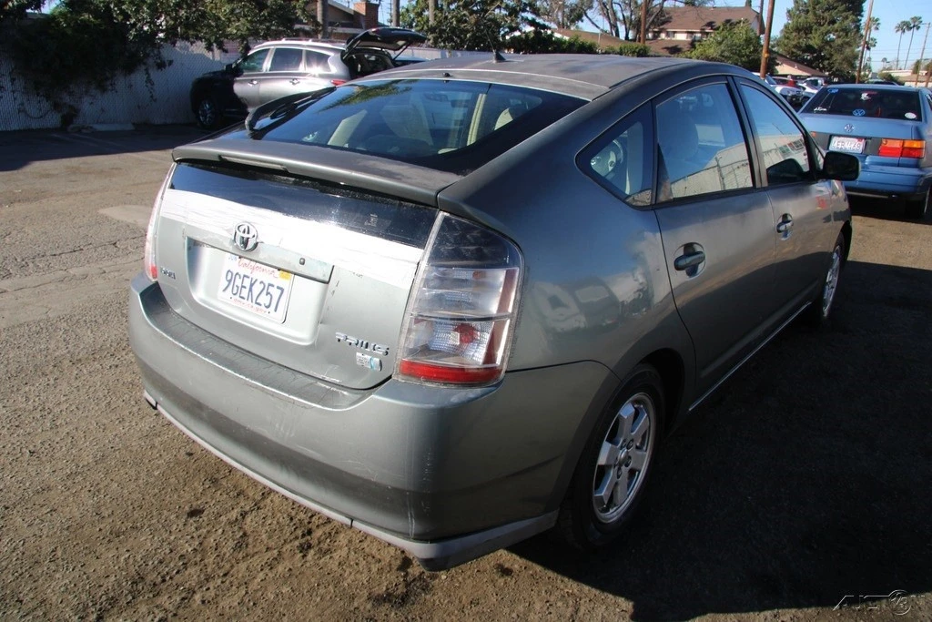 2005 Toyota Prius 2nd Gen - Image 5 of 21