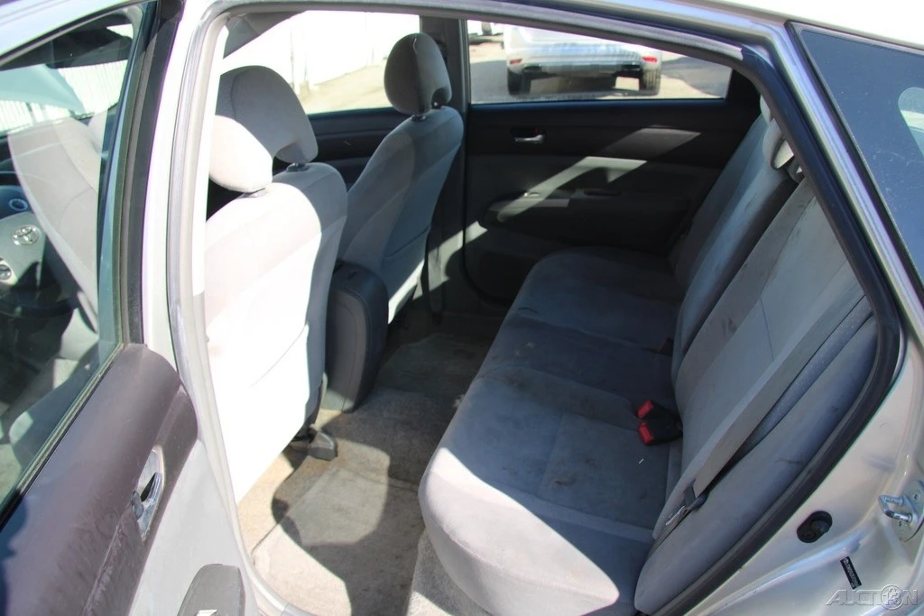 2005 Toyota Prius 2nd Gen - Image 19 of 21