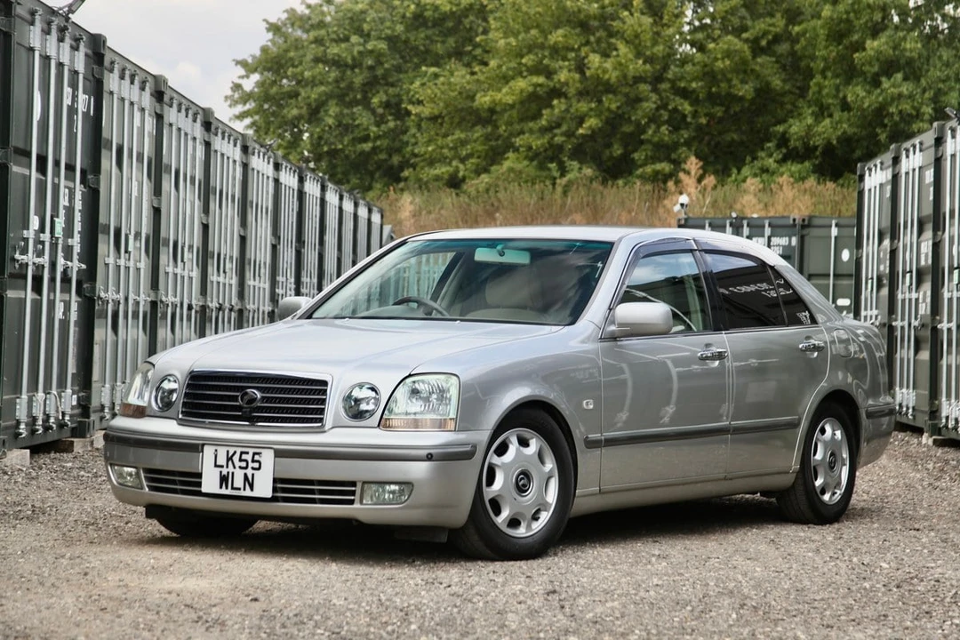 2005 Toyota Progres - Image 13 of 30