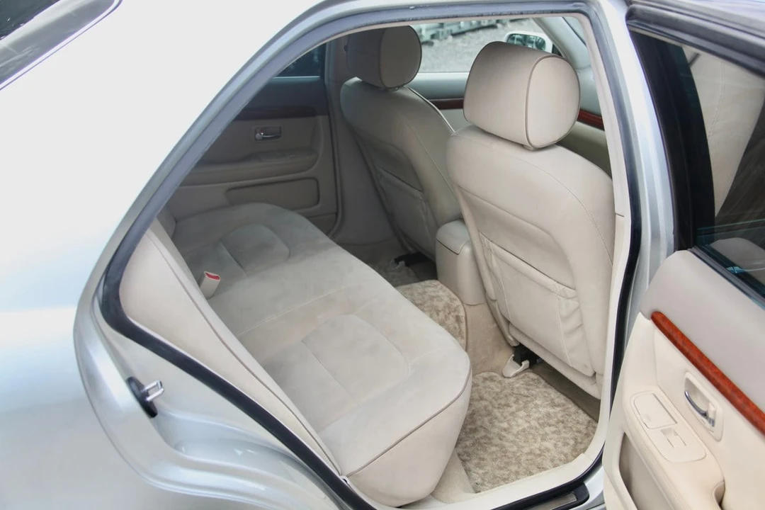 2005 Toyota Progres - Image 26 of 30