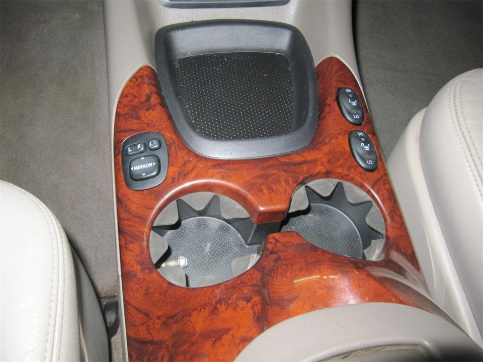 2005 Toyota Sequoia 1st Gen - Image 15 of 27