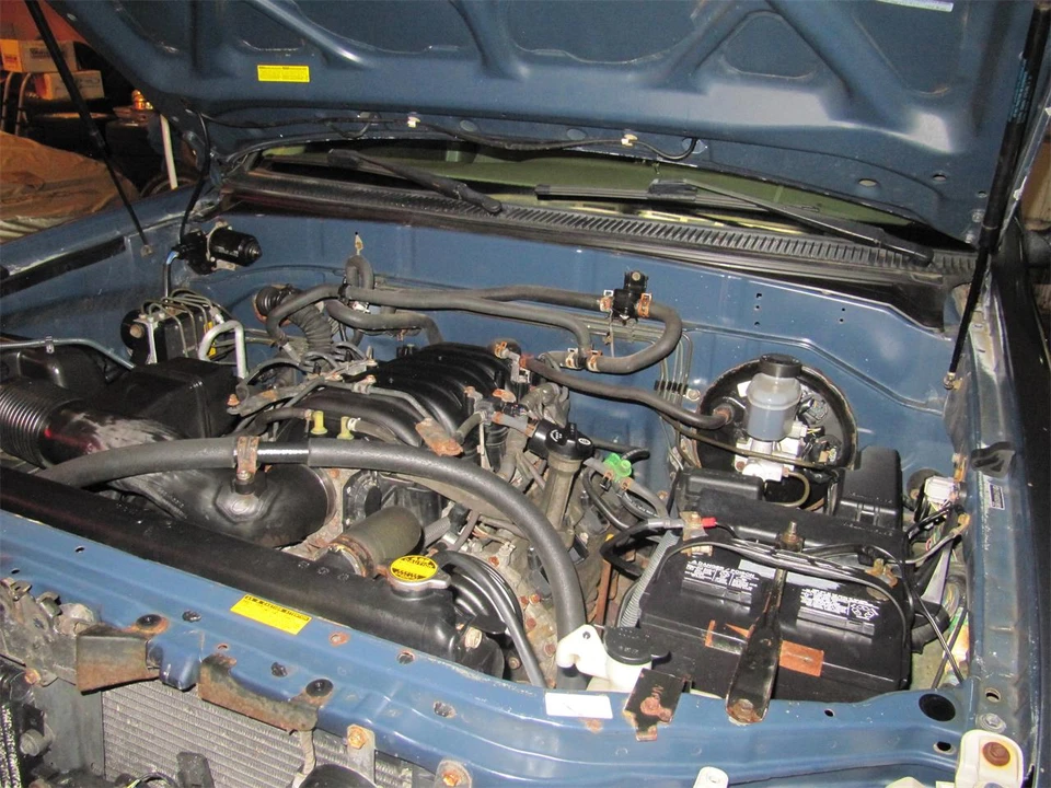 2005 Toyota Sequoia 1st Gen - Image 24 of 27