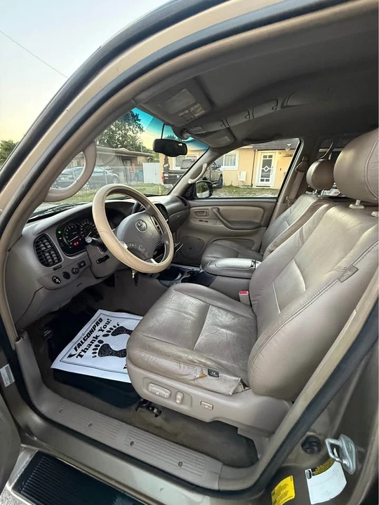 2005 Toyota Sequoia 1st Gen - Image 3 of 8