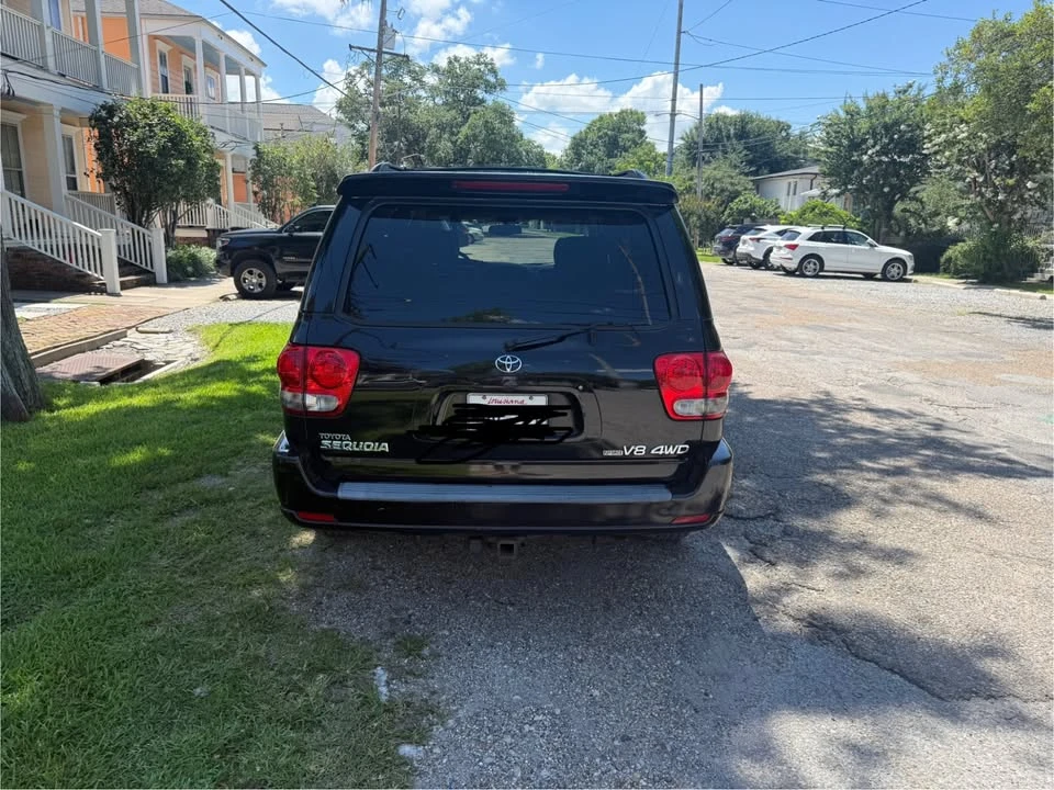 2005 Toyota Sequoia 1st Gen - Image 3 of 20