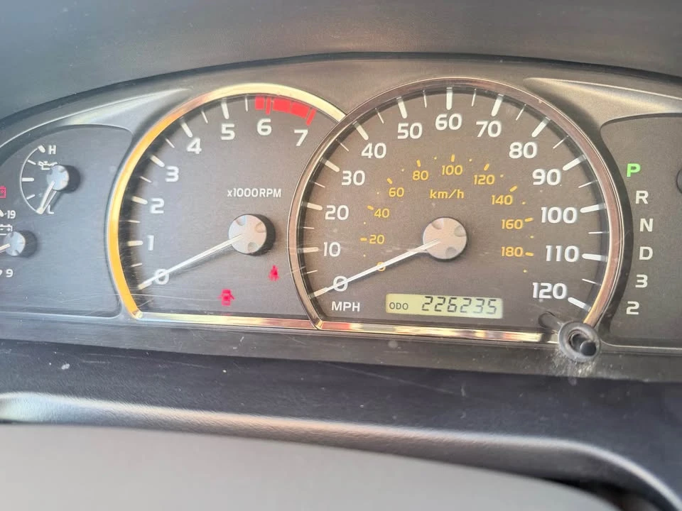 2005 Toyota Sequoia 1st Gen - Image 10 of 10