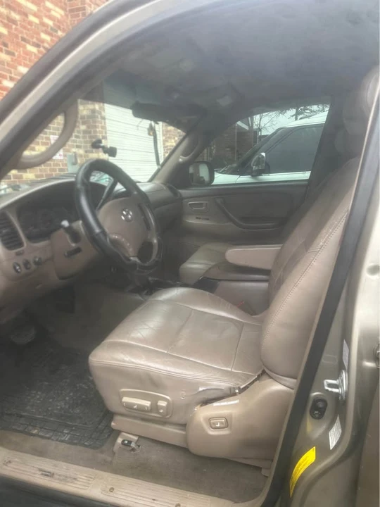 2005 Toyota Sequoia 1st Gen - Image 4 of 9