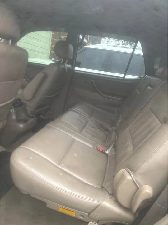 2005 Toyota Sequoia 1st Gen - Image 6 of 9