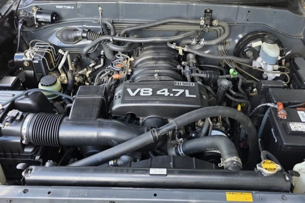 2005 Toyota Sequoia 1st Gen - Image 6 of 7