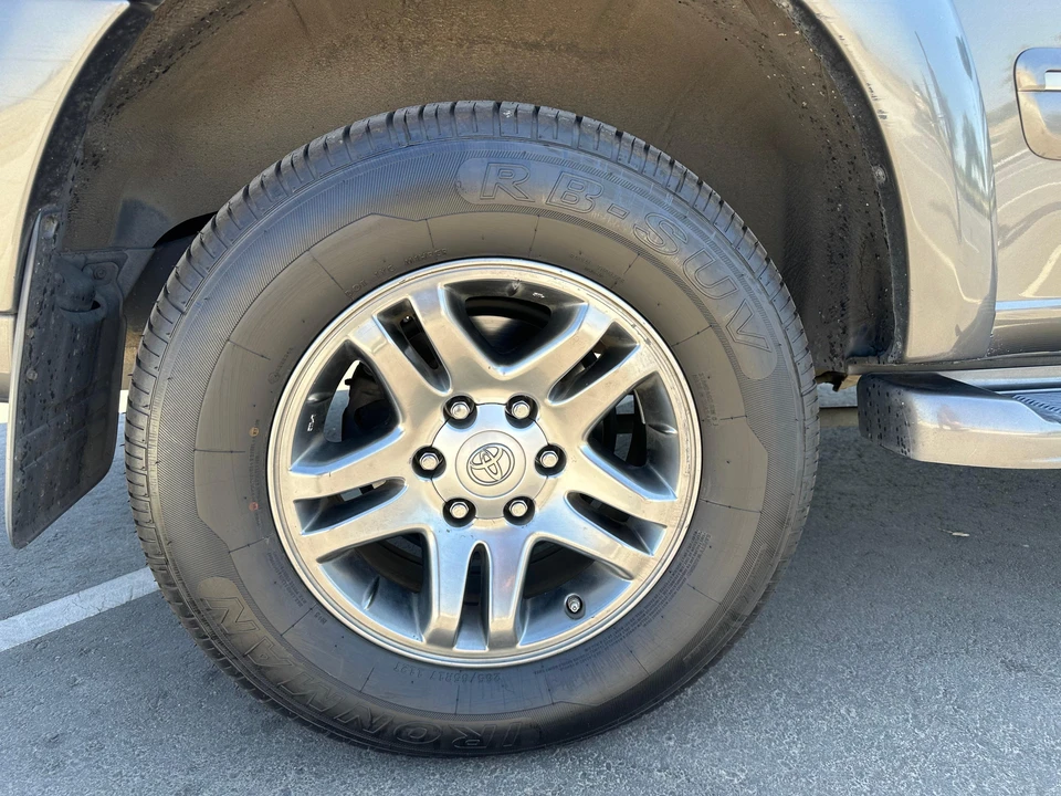 2005 Toyota Sequoia 1st Gen - Image 31 of 31