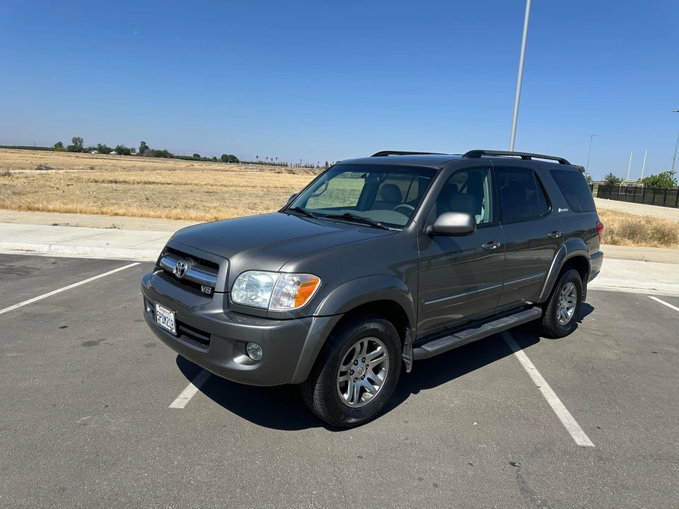 2005 Toyota Sequoia 1st Gen - Image 6 of 31