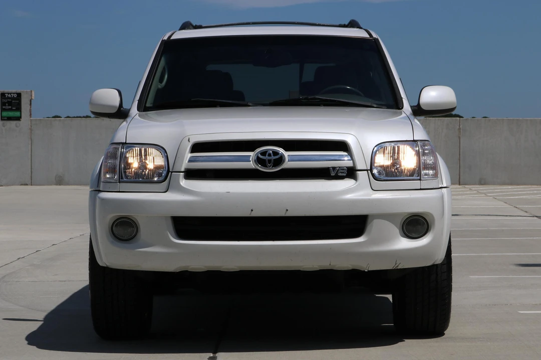 2005 Toyota Sequoia 1st Gen - Image 2 of 21