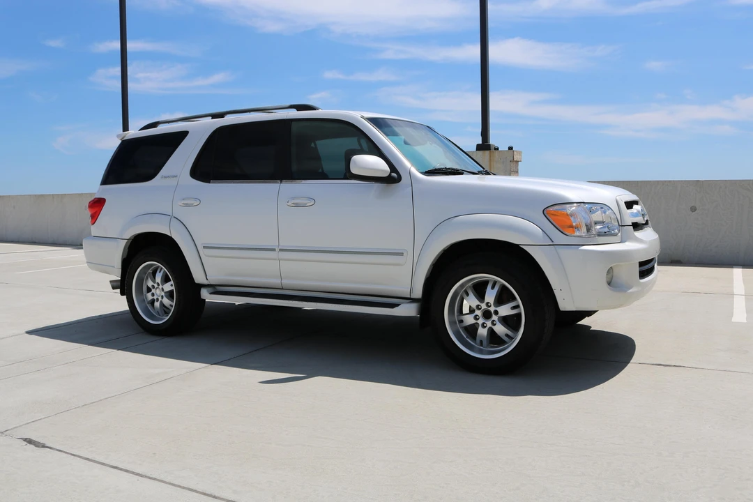 2005 Toyota Sequoia 1st Gen - Image 19 of 21