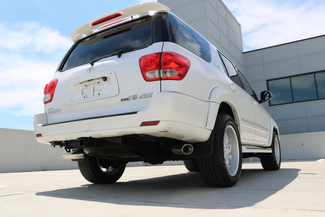 2005 Toyota Sequoia 1st Gen - Image 15 of 21
