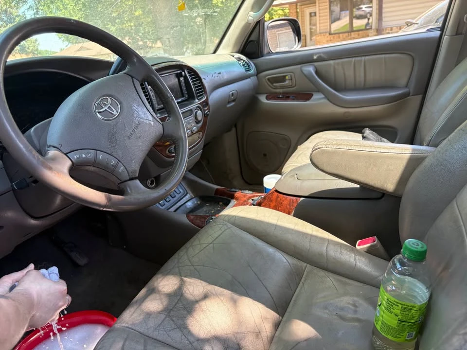 2005 Toyota Sequoia 1st Gen - Image 7 of 11