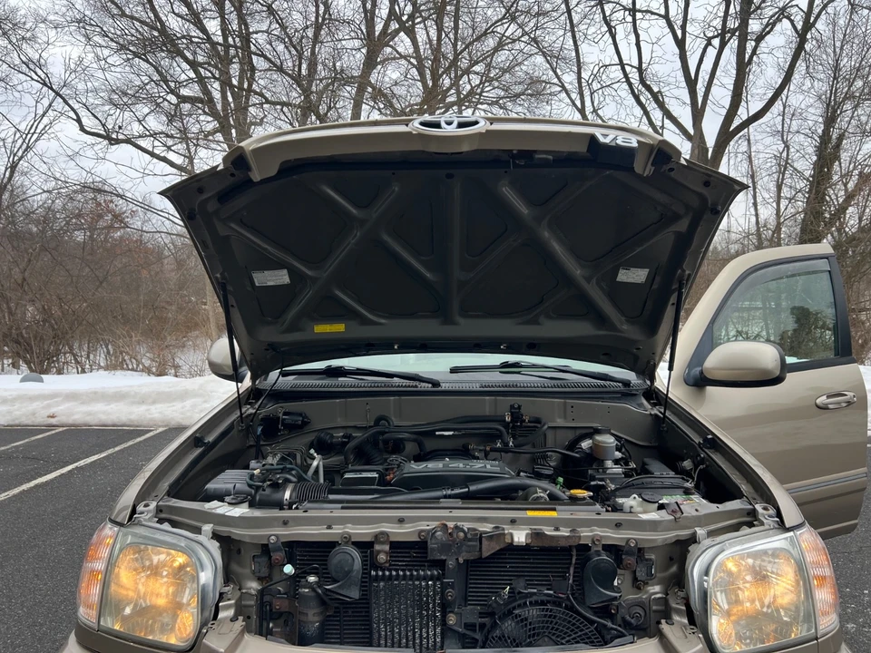 2005 Toyota Sequoia 1st Gen - Image 21 of 21