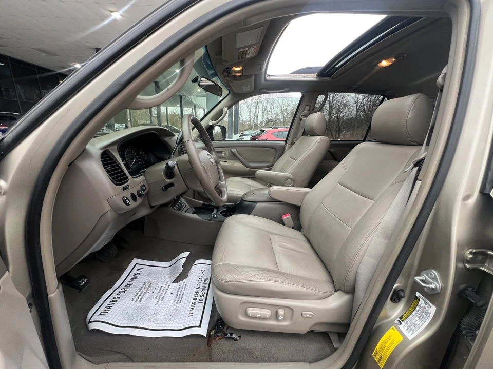 2005 Toyota Sequoia 1st Gen - Image 20 of 21