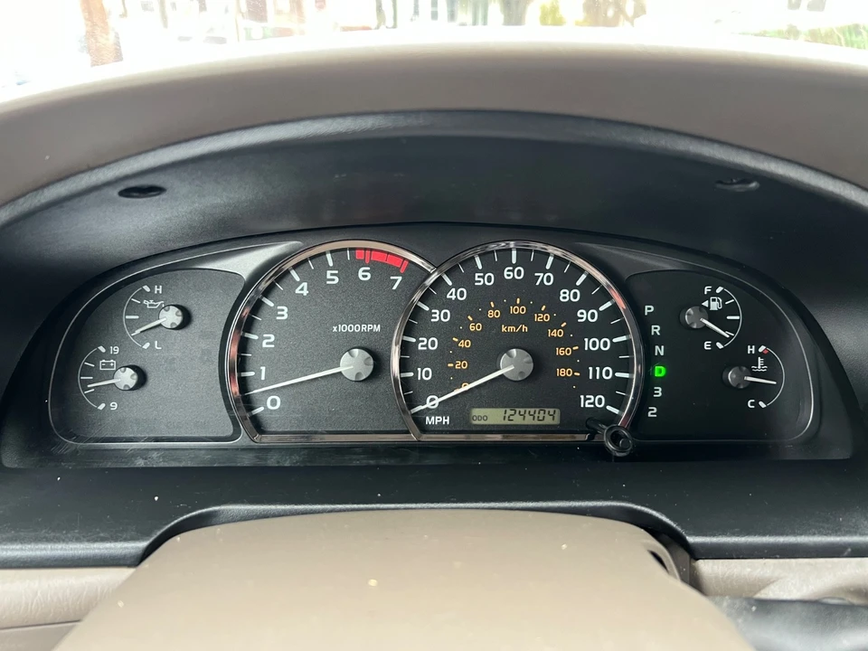 2005 Toyota Sequoia 1st Gen - Image 2 of 21