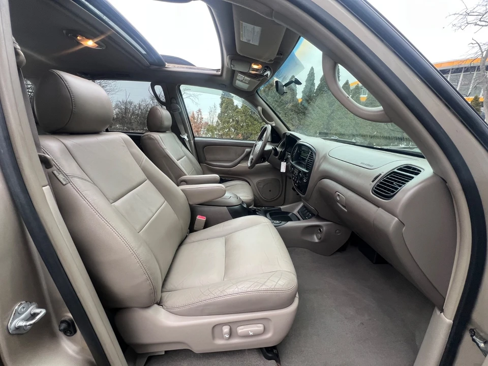 2005 Toyota Sequoia 1st Gen - Image 15 of 21