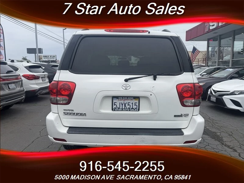 2005 Toyota Sequoia 1st Gen - Image 4 of 17