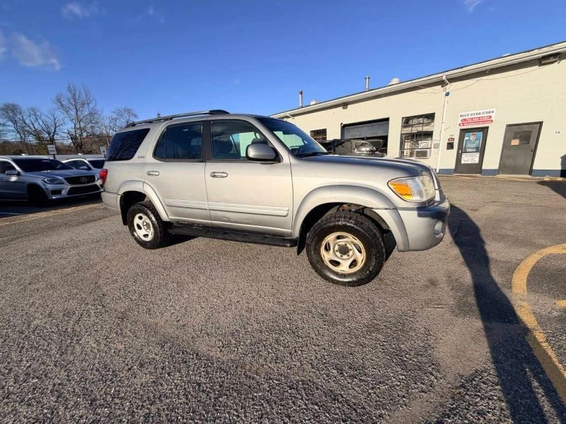 2005 Toyota Sequoia 1st Gen - Image 7 of 12