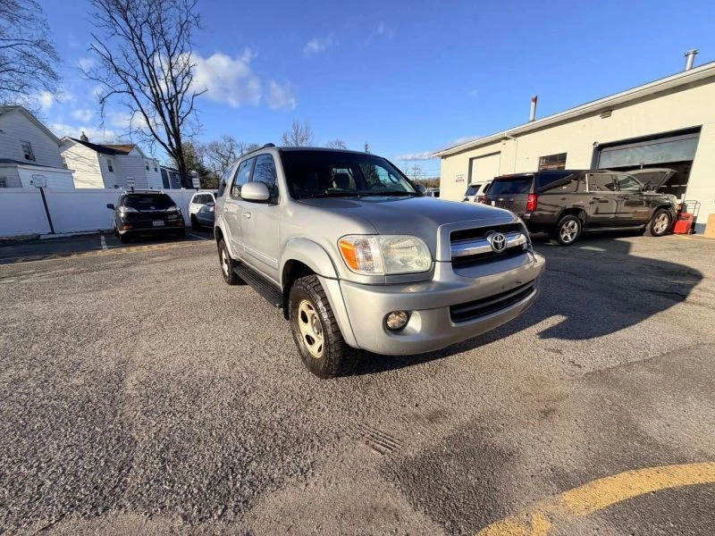 2005 Toyota Sequoia 1st Gen - Image 5 of 12