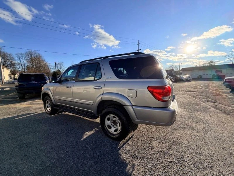 2005 Toyota Sequoia 1st Gen - Image 12 of 12