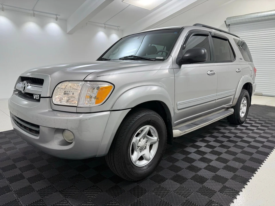 2005 Toyota Sequoia 1st Gen - Image 3 of 21