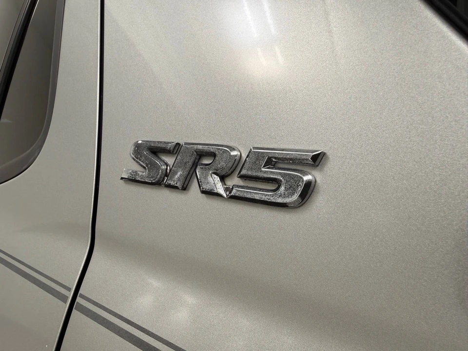 2005 Toyota Sequoia 1st Gen - Image 11 of 21