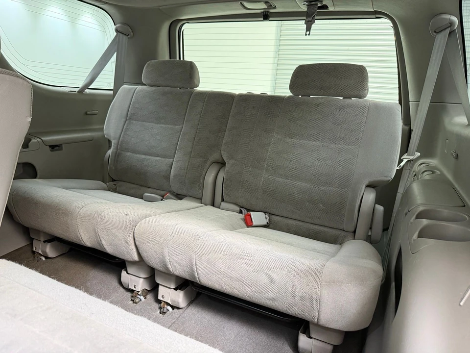 2005 Toyota Sequoia 1st Gen - Image 18 of 21