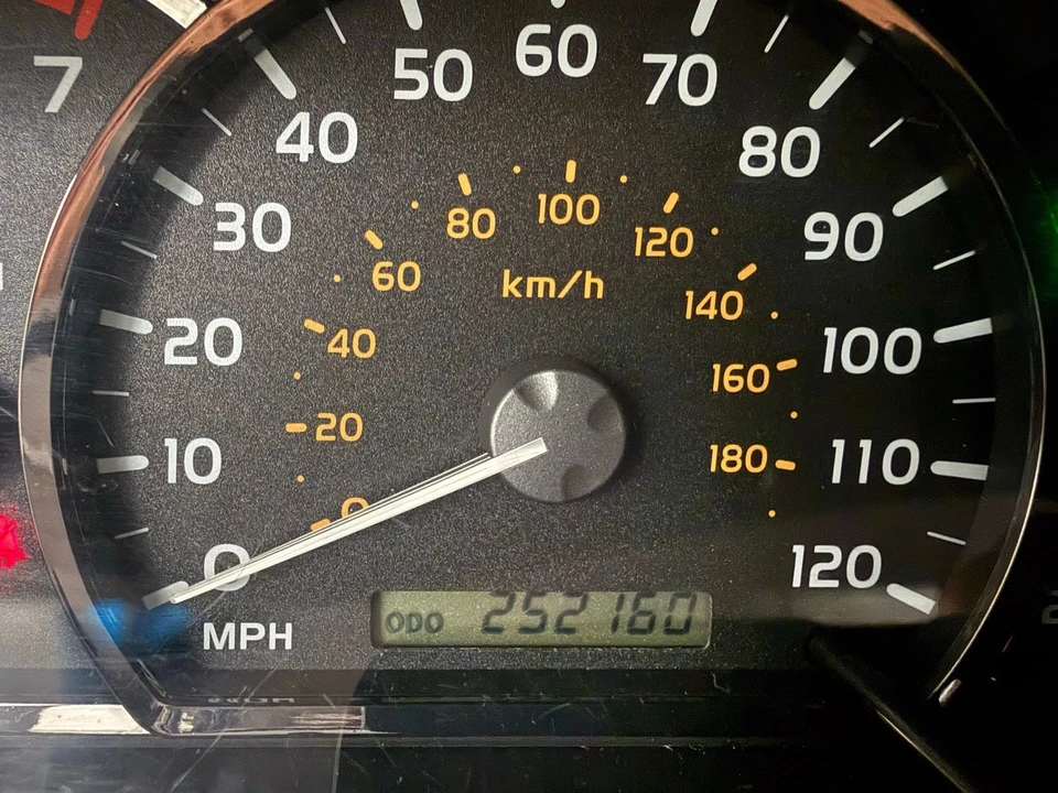 2005 Toyota Sequoia 1st Gen - Image 19 of 21