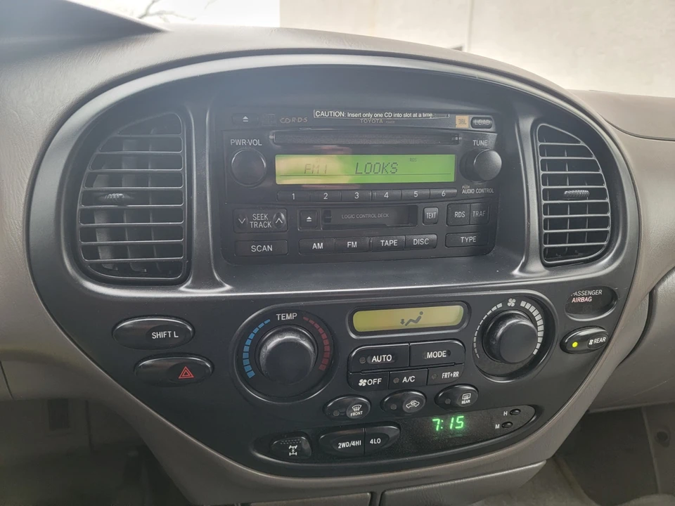 2005 Toyota Sequoia 1st Gen - Image 15 of 17