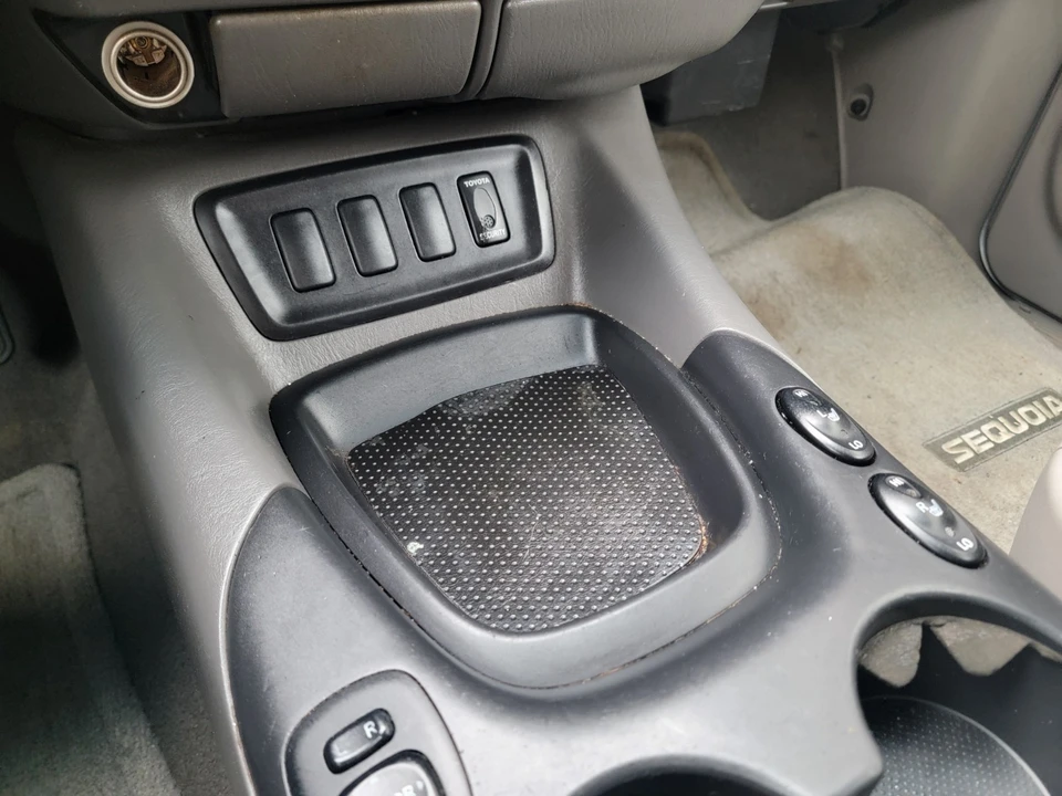 2005 Toyota Sequoia 1st Gen - Image 17 of 17