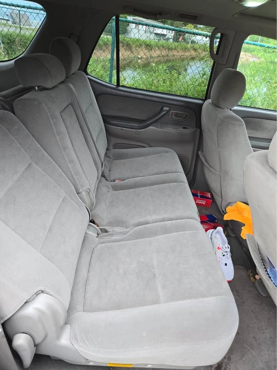2005 Toyota Sequoia 1st Gen - Image 17 of 17